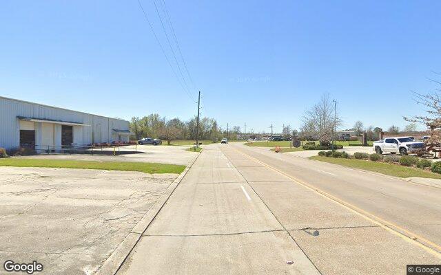 Street view of Lot 114-A-1 Mammoth Ave, 1.9 acres of land in Baton Rouge, LA