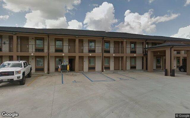 Street view of 7015 Airline Hwy, 13,334 SF motel in Baton Rouge, LA