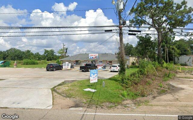 Street view of 14529 Old Baton Rouge Hwy, 7,400 SF retail building in Hammond, LA