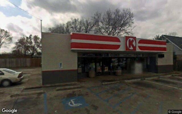 Street view of 5288 Lavey Lane, 3,078 SF convenience store and gas station in Baker, LA