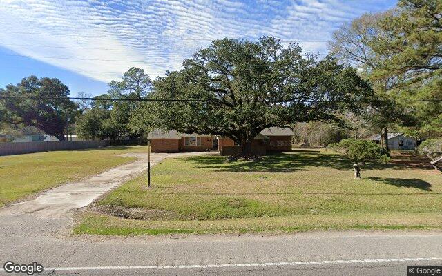 Street view of 5263 LA-19, 2,368 SF office building in Zachary, LA