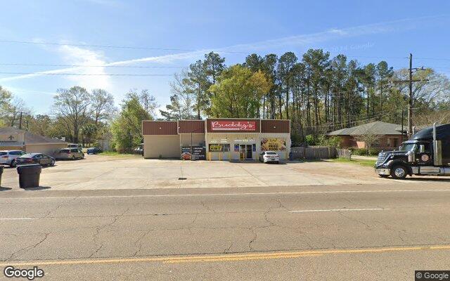 Street view of 505 W Oak St, 4,263 SF retail building in Amite City, LA