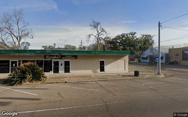 Street view of 200 W Oak St, 3,633 SF restaurant building in Amite City, LA